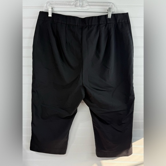 Lane Bryant women’s black pull on stretch dress business casual capris. Size 18 - Picture 5 of 5